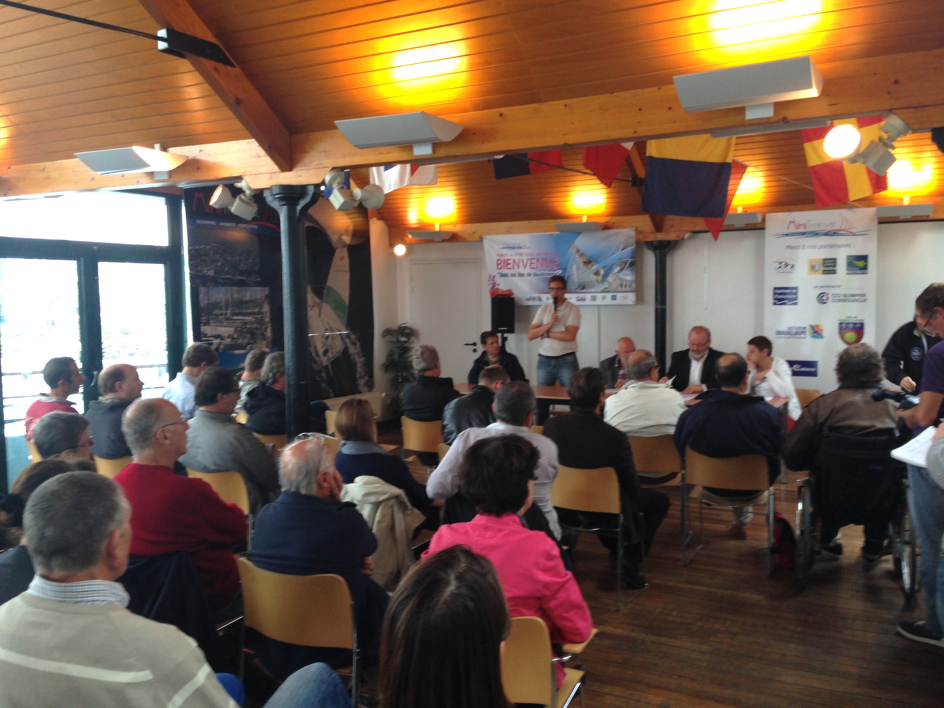 Confrence de presse  Douarnenez - photo Classe Mini